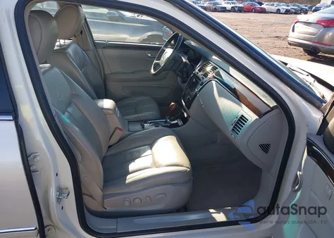 2009 Cadillac Dts 1Sd z USA, uszkodzony, nr VIN 1G6KD57Y69U116513